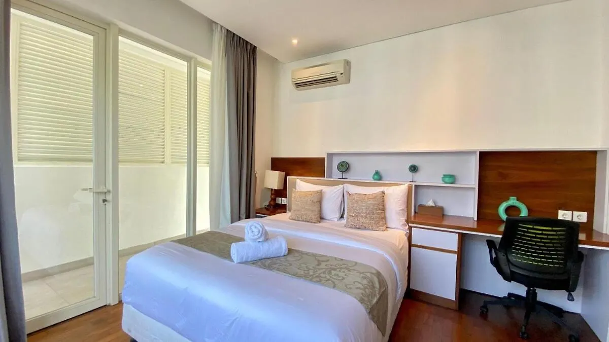 Yy Villa Big Pool & Parking In Seminyak Indonesia